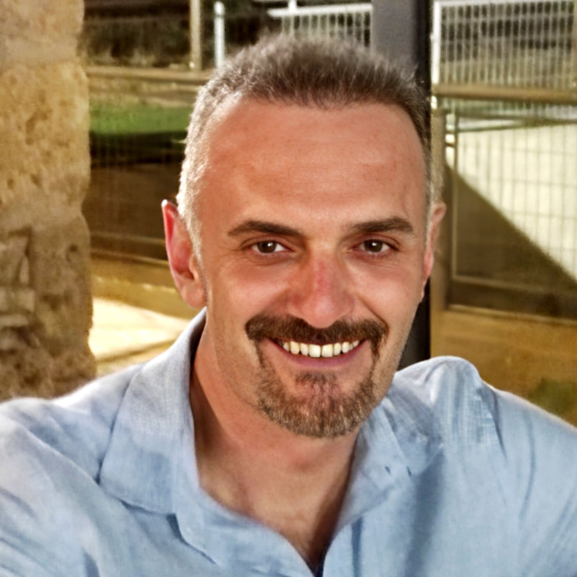 Nikos Larios Nikos Larios